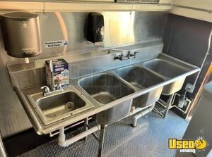 2001 380 All-purpose Food Truck Upright Freezer Florida Diesel Engine for Sale