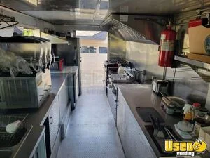 2001 4500 All-purpose Food Truck Diamond Plated Aluminum Flooring Florida for Sale