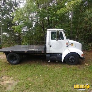 2001 4700 Flatbed Truck Tennessee for Sale