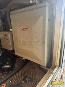 2001 5500 All-purpose Food Truck Interior Lighting Illinois Diesel Engine for Sale