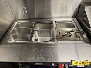 2001 5500 All-purpose Food Truck Prep Station Cooler Illinois Diesel Engine for Sale