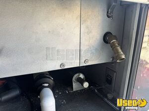 2001 5500 All-purpose Food Truck Triple Sink Illinois Diesel Engine for Sale