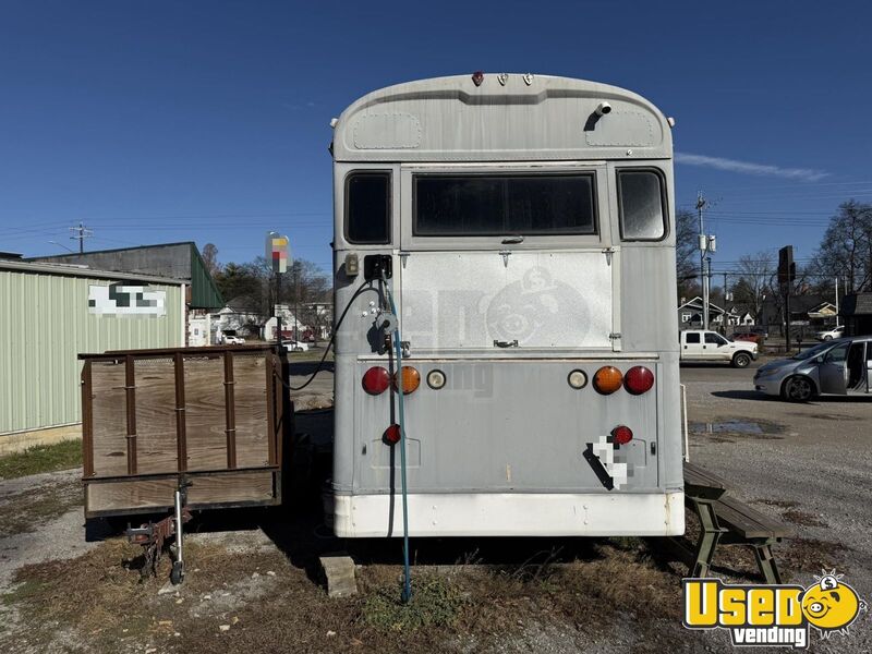 2001 All-american All-purpose Food Truck Propane Tank Tennessee Diesel Engine for Sale