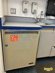 2001 C7 Mobile Clinic Breaker Panel Texas Gas Engine for Sale