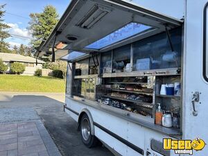 2001 Cater Truck All-purpose Food Truck Chef Base Washington for Sale