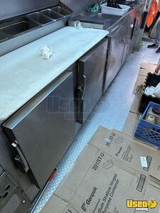2001 Cater Truck All-purpose Food Truck Grease Trap Washington for Sale