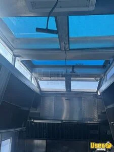 2001 Chevy All-purpose Food Truck Diamond Plated Aluminum Flooring California Gas Engine for Sale