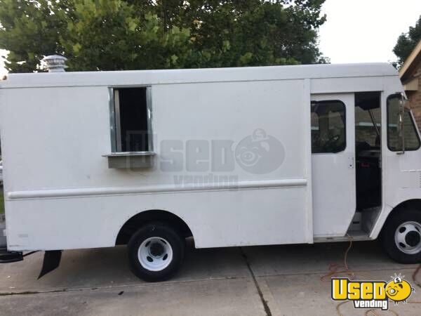 2001 Chevy All-purpose Food Truck Texas Gas Engine for Sale