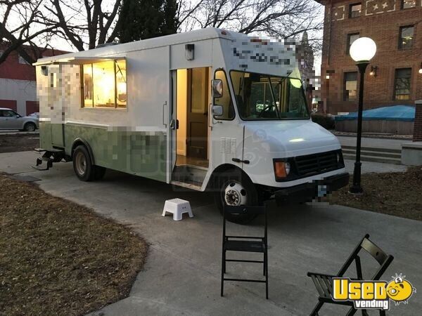 2001 Chevy P30 Workhorse Stepvan Other Mobile Business Missouri Gas Engine for Sale 2001 Chevy P30 Workhorse Stepvan Other Mobile Business Missouri Gas Engine for Sale