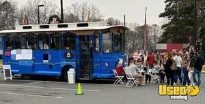 2001 Coffee Trolley-bus Trams & Trolley Cabinets North Carolina Diesel Engine for Sale