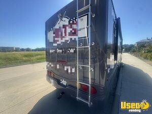 2001 Condor R-vision Mobile Hair & Nail Salon Truck Cabinets Texas Gas Engine for Sale