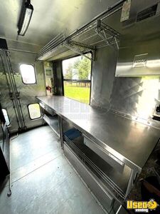 2001 E-350 All-purpose Food Truck Diamond Plated Aluminum Flooring Oregon for Sale