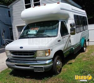 2001 Ford E-350 Super Duty Cutaway Shuttle Bus Transportation Unit for Sale in Virginia!