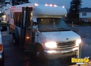 2001 E-350 Shuttle Bus Air Conditioning Virginia Gas Engine for Sale