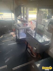 2001 E-450 Ice Cream Truck Ice Cream Truck 8 Florida Diesel Engine for Sale