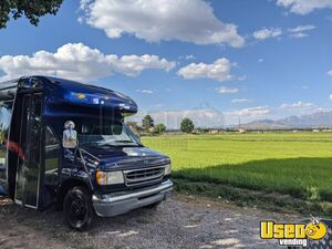 2001 E-450 Taco Food Truck Stainless Steel Wall Covers New Mexico Diesel Engine for Sale