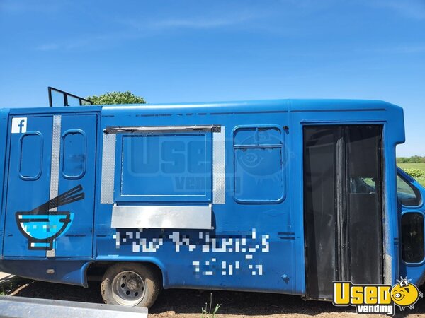 2001 E350 All-purpose Food Truck Iowa Gas Engine for Sale