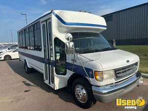 2001 E350 Shuttle Bus Shuttle Bus South Dakota Diesel Engine for Sale