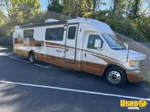2001 E450 Mobile Boutique Air Conditioning Ohio Gas Engine for Sale