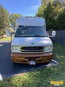 2001 E450 Mobile Boutique Spare Tire Ohio Gas Engine for Sale