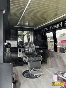 2001 E450 Mobile Hair & Nail Salon Truck Electrical Outlets Florida Diesel Engine for Sale