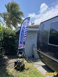 2001 E450 Mobile Hair & Nail Salon Truck Hand-washing Sink Florida Diesel Engine for Sale