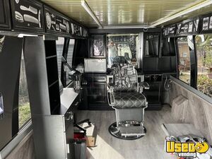 2001 E450 Mobile Hair & Nail Salon Truck Sound System Florida Diesel Engine for Sale