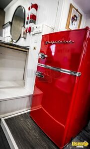 2001 E450 Mobile Hair Salon Truck Interior Lighting California Gas Engine for Sale