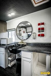 2001 E450 Mobile Hair Salon Truck Propane Tank California Gas Engine for Sale