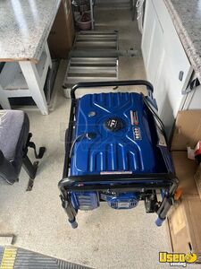 2001 E450 Snowball Truck Diamond Plated Aluminum Flooring Texas Gas Engine for Sale