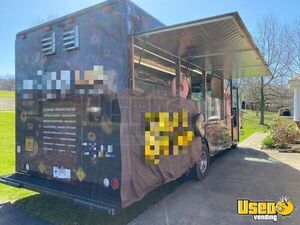 2001 E450 Step Van Mini Donut Food Truck Bakery Food Truck Concession Window Pennsylvania Gas Engine for Sale