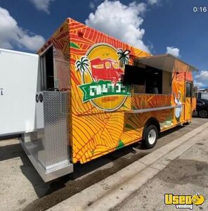 2001 Econoline E350 Super Duty Cargo Step Van Mobile Kitchen All-purpose Food Truck Air Conditioning Florida Gas Engine for Sale