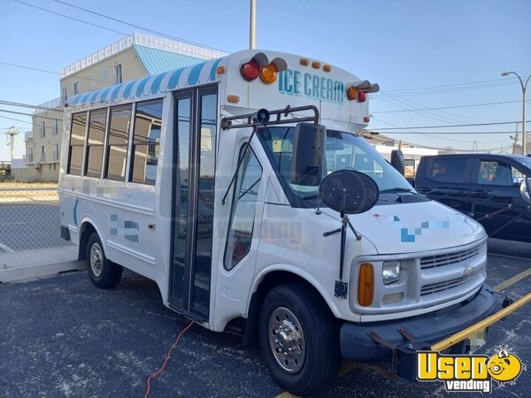 2001 Express Ice Cream Truck Ice Cream Truck New Jersey Gas Engine for Sale