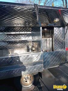 2001 F350 Lunch Serving Canteen Style Food Truck Lunch Serving Food Truck Stainless Steel Wall Covers New Jersey Diesel Engine for Sale