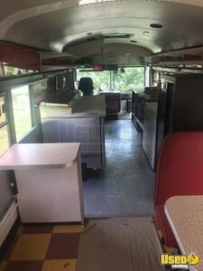 2001 Flat Front Bus Kitchen Food Truck All-purpose Food Truck Propane Tank Texas Diesel Engine for Sale