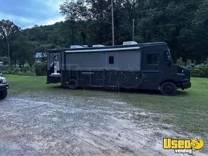 2001 Food Truck All-purpose Food Truck Air Conditioning North Carolina Diesel Engine for Sale