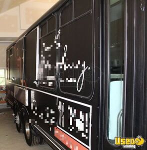 2001 Food Truck All-purpose Food Truck Air Conditioning West Virginia Gas Engine for Sale