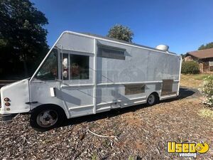 2001 Food Truck All-purpose Food Truck Cabinets California Diesel Engine for Sale