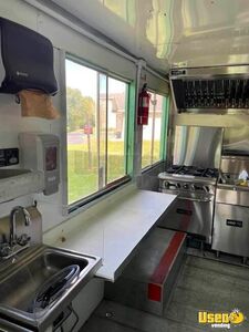 2001 Food Truck All-purpose Food Truck Exterior Customer Counter Florida Diesel Engine for Sale