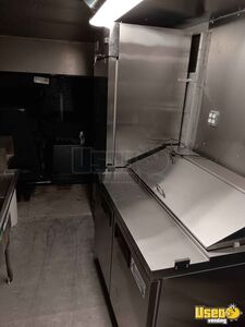 2001 Food Truck All-purpose Food Truck Exterior Customer Counter Maryland for Sale