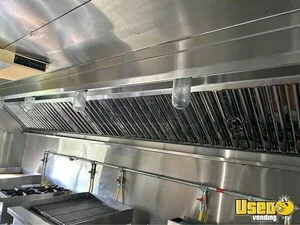 2001 Food Truck All-purpose Food Truck Stovetop North Carolina Diesel Engine for Sale