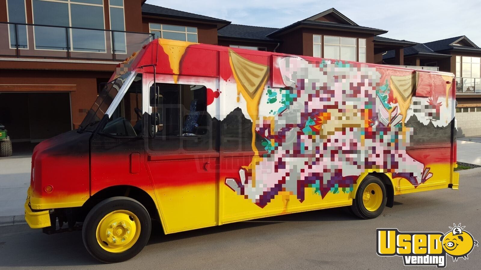 27 Freightliner Mobile Kitchen Food Truck For Sale In British Columbia