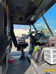 2001 Freightliner All-purpose Food Truck Exterior Customer Counter Connecticut Diesel Engine for Sale