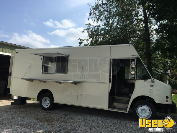 2001 Freightliner Mt 45 All-purpose Food Truck Concession Window Indiana Diesel Engine for Sale