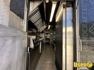 2001 Frht Vn All-purpose Food Truck Floor Drains Florida Diesel Engine for Sale