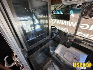 2001 Frht Vn All-purpose Food Truck Surveillance Cameras Florida Diesel Engine for Sale