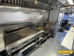 2001 Grumman Olson Step Van Kitchen Food Truck All-purpose Food Truck Generator Nevada Gas Engine for Sale