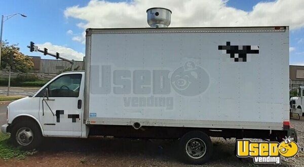 2001 High Box Kitchen Food Truck All-purpose Food Truck Hawaii Gas Engine for Sale