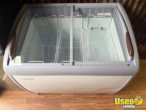 2001 Ice Cream Trailer Ice Cream Trailer Commercial Blender / Juicer Texas for Sale