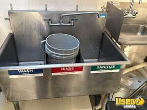 2001 Ice Cream Truck Ice Cream Truck Refrigerator Tennessee for Sale